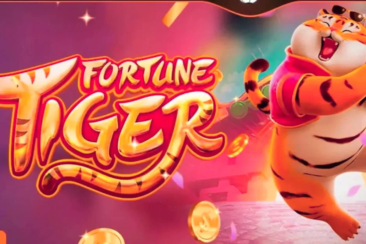 Esports ပွဲကြီးတွင် Live Odds ကြည့်ကာ လောင်းကစားနေသောမြင်ကွင်း